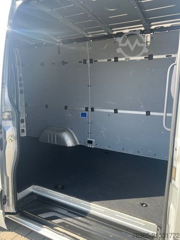 High top van MERCEDES-BENZ Sprinter 315 9G-TR HOCH+LANG KLIMA 3-SITZ KAMERA