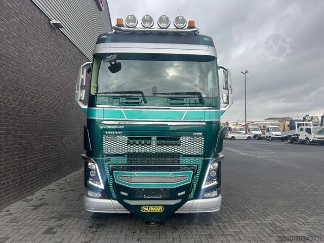 Crane truck Volvo FH 16.650 8X4 TREKKER MET PALFINGER PK 165002 G...