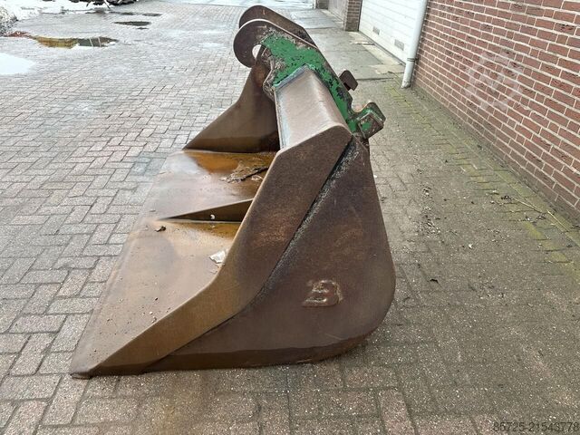Schaufel Beco CW30 - Gebruikt