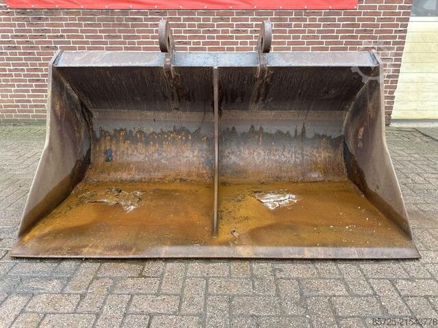 Schaufel Beco CW30 - Gebruikt