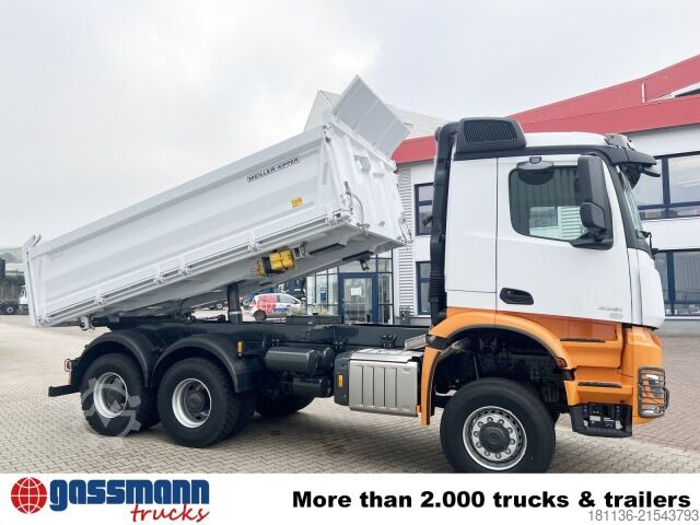 Kipper LKW Mercedes-Benz Arocs 3351 AK 6x6, Grounder
