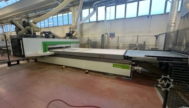 Bearbeitungszentrum BIESSE ROVER B FT 2243