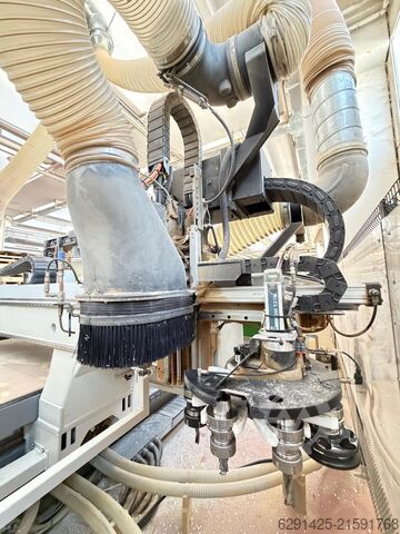 Bearbeitungszentrum BIESSE ROVER B FT 2243