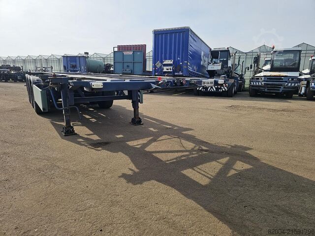 Container transport Van Hool 30 foot container chassis | tank container tran...