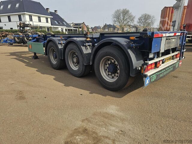 Container transport Van Hool 30 foot container chassis | tank container tran...