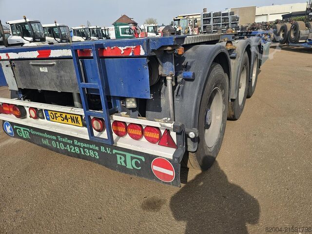 Container transport Van Hool 30 foot container chassis | tank container tran...