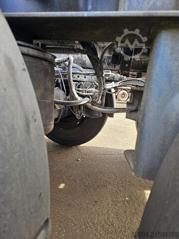 Container transport Van Hool 30 foot container chassis | tank container tran...