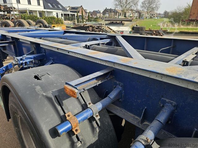 Container transport Van Hool 30 foot container chassis | tank container tran...