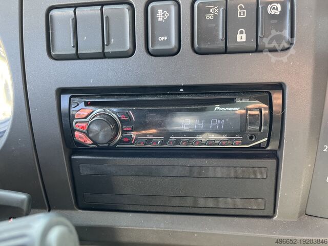 Box truck DAF LF 220