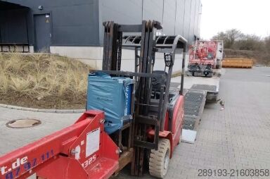 Geländestapler Manitou ME 425 C 2,5 t Elektro