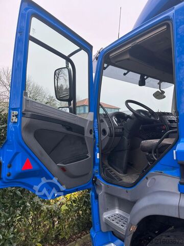 Standard-SZM DAF CF 330 FT