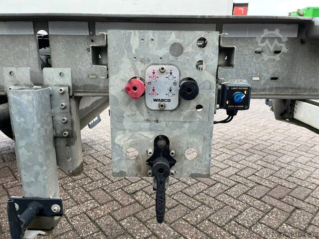 Container transportation WEB TRAILER ZA 18