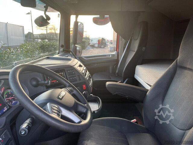 Gefährliche Stoffe DAF XF 450 FT ADR HYDRAULIEK