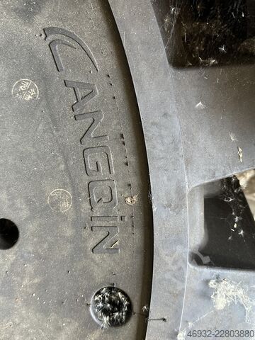 Rad LANGQIN 14.00-24 Vollgummireifen