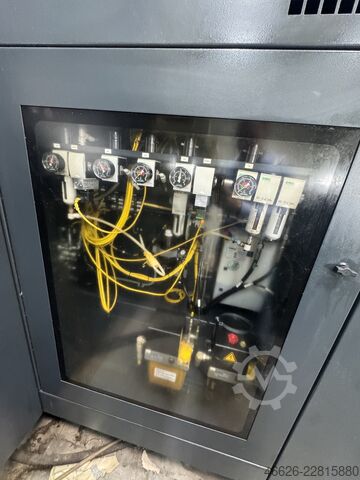 Vertikales Bearbeitungszentrum Deckel Maho DMF 360-11 Linear