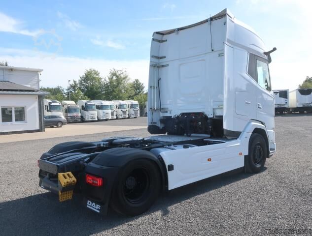 Standard SZM DAF XG+ 530 Intarder Standklima Navigation Leder