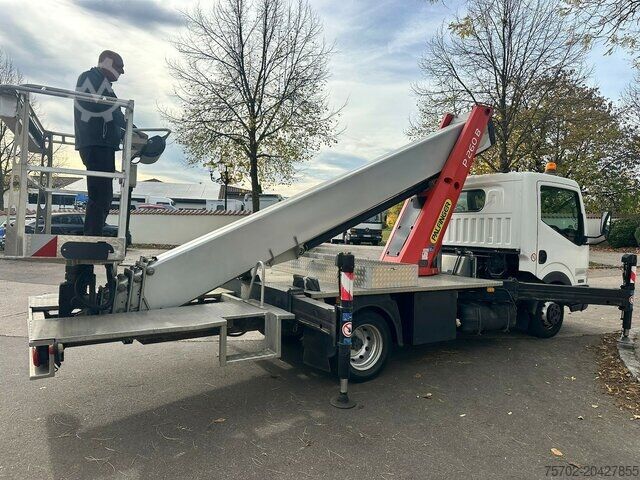 LKW mit Hubarbeitsbühne Nissan Cabstar 35.13 Arbeitsbühne Palfinger P260B 26m