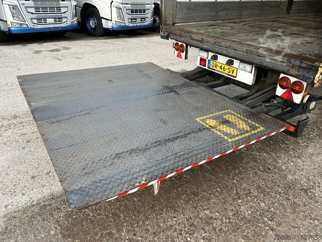Schiebeplanen Krone Profi Liner / Curtainside / Lift + Steer axle /...