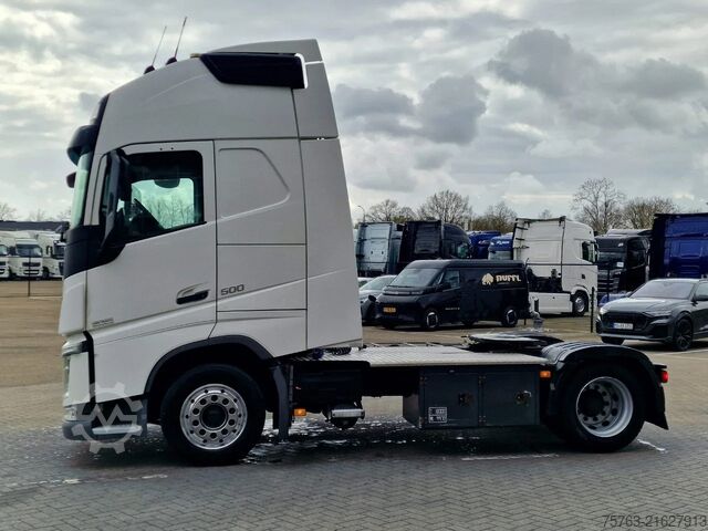 Volumen-SZM Volvo FH 13.500 Globetrotter XL 4x2 - I parkcool - Fu...