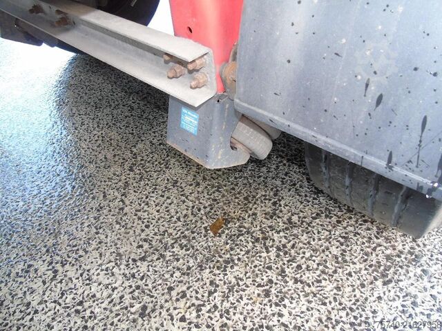 Plane Schmitz Cargobull 3 AXLE SAF + DHOLLANDIA LOADLIFT + SLIDING ROOF