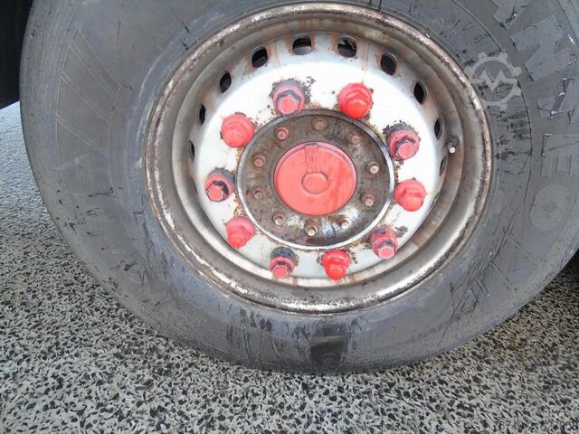 Plane Schmitz Cargobull 3 AXLE SAF + DHOLLANDIA LOADLIFT + SLIDING ROOF