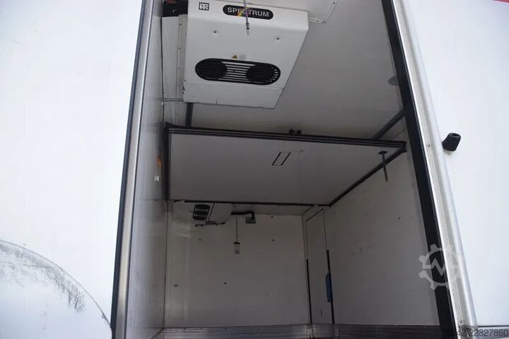 Kühl-/Tiefkühltransport Iveco EuroCargo 120 E18 - frigo thermoking