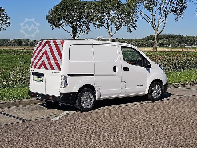 Hochdachkombi NISSAN E-NV200 ac aut wltp 200 kms