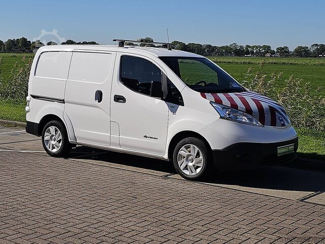 Hochdachkombi NISSAN E-NV200 ac aut wltp 200 kms