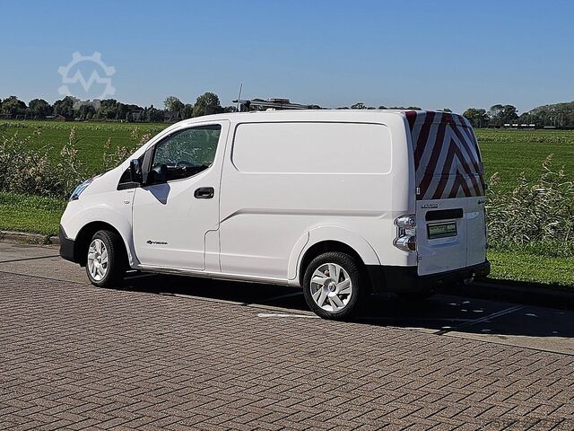 Hochdachkombi NISSAN E-NV200 ac aut wltp 200 kms