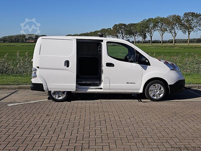 Hochdachkombi NISSAN E-NV200 ac aut wltp 200 kms