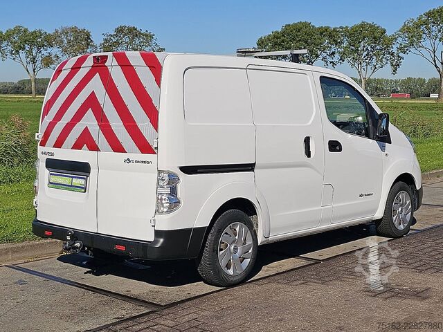 Hochdachkombi NISSAN E-NV200 ac aut wltp 200 kms
