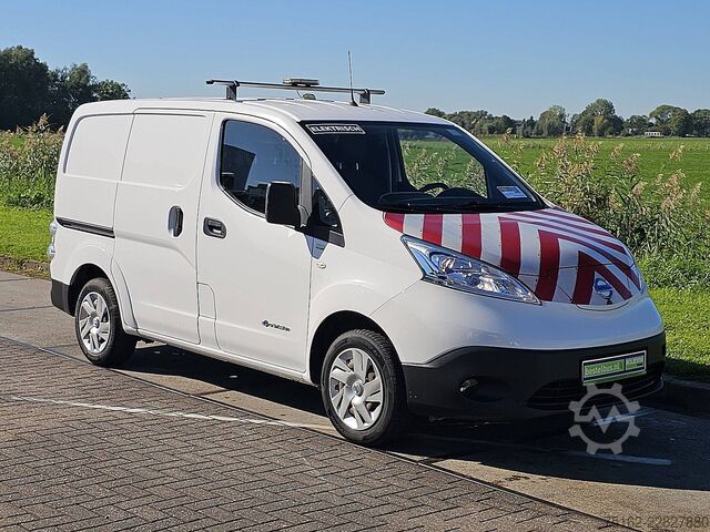Hochdachkombi NISSAN E-NV200 ac aut wltp 200 kms