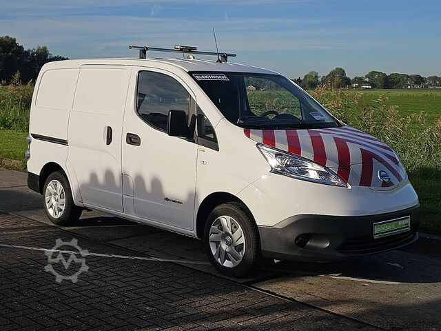 Hochdachkombi NISSAN E-NV200 ac aut wltp 200 kms
