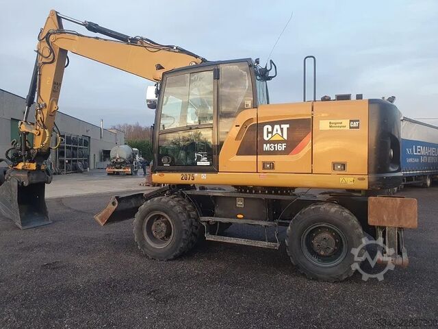 Radbagger Caterpillar M316F - mobile excavator - Tilrotator Engcon