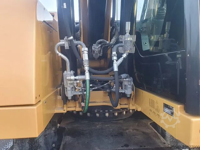 Radbagger Caterpillar M316F - mobile excavator - Tilrotator Engcon