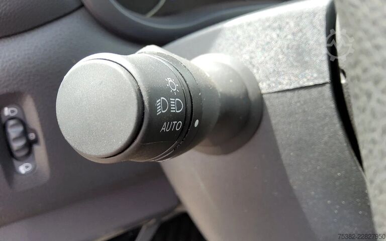 Koffer Renault MASTER 165.35 - V-38-NBT -  LAADBAK-LAADKLEP - ...