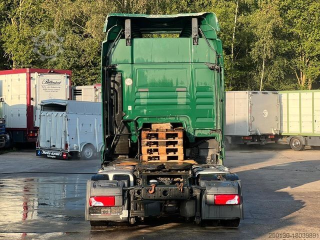 Volumen SZM MAN TGX 18.360 4x2 *diverse Fehlteile*