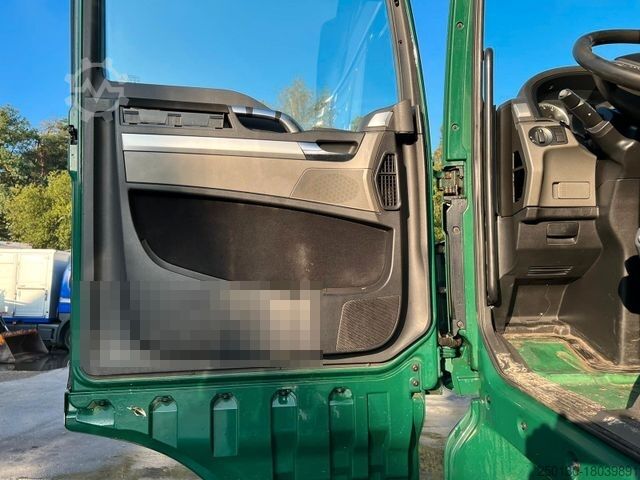 Volumen SZM MAN TGX 18.360 4x2 *diverse Fehlteile*