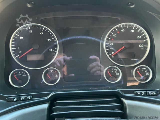 Volumen SZM MAN TGX 18.360 4x2 *diverse Fehlteile*