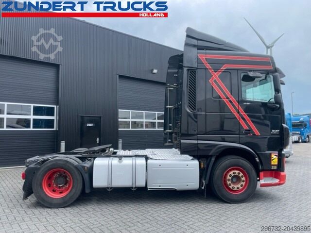 Standard-SZM DAF XF440 SPACECAB