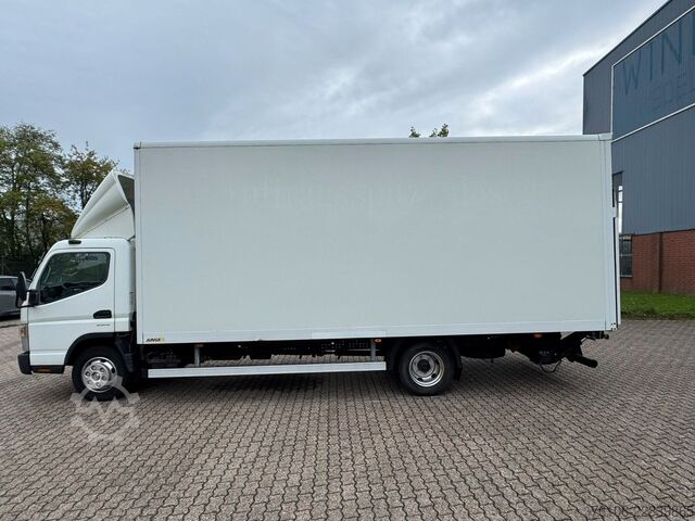 LKW mit Kofferaufbau FUSO Canter 7C15 Koffer mit Ladebordwand