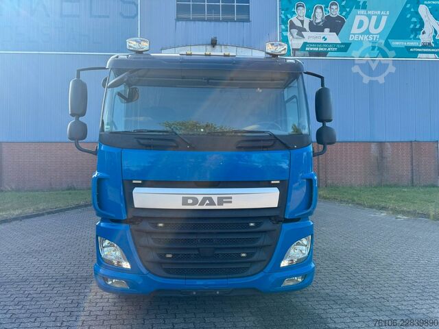 Autokran DAF CF 440 mit Ladekran HMF 2120K4