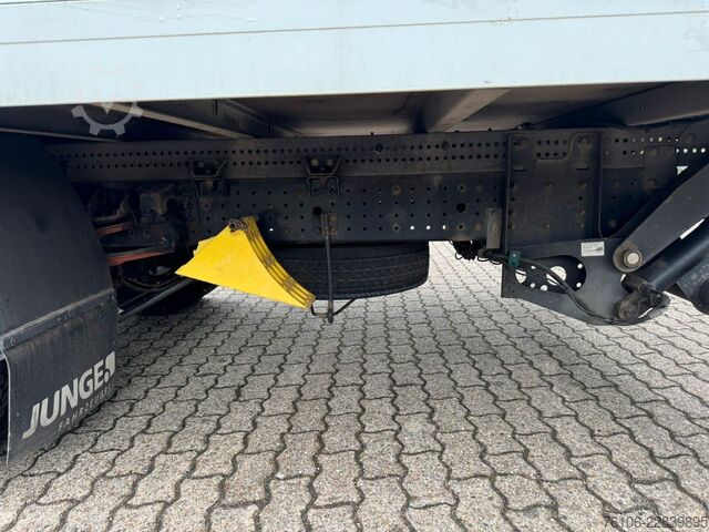 LKW mit Kofferaufbau FUSO Canter 7C15 Koffer mit Ladebordwand