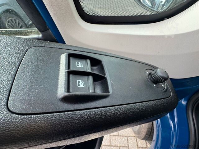 Transporter mit Koffer FIAT Ducato Koffer mit LBW *Klima*Kamera*Navi*