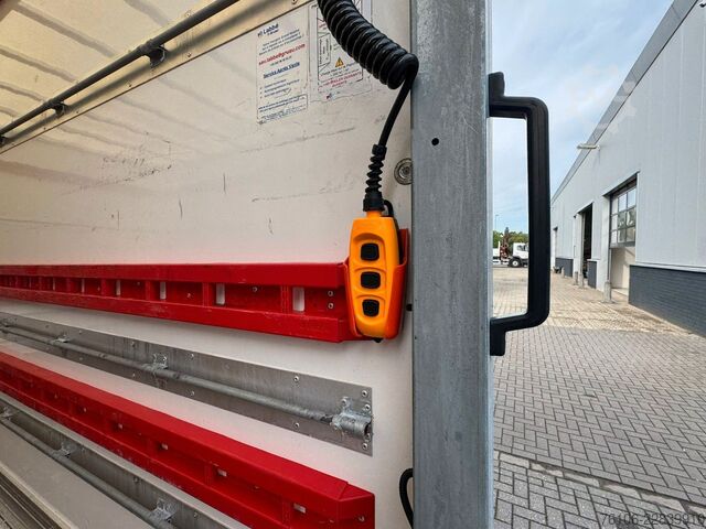 Transporter mit Koffer FIAT Ducato Koffer mit LBW *Klima*Kamera*Navi*