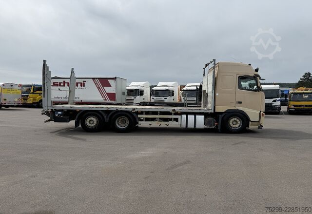 2005 Volvo FH12-460 6x2 flatbed truck Volvo Trucks FH12-460 6x2 Brücke / Swiss-Vehicle