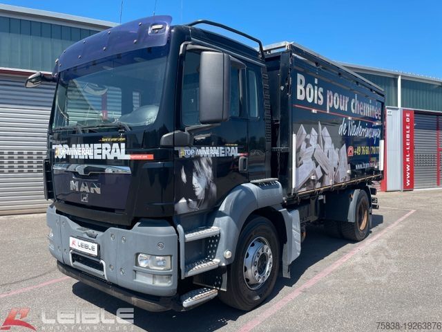 Three-sided tipper truck MAN TGS 18.320 BL*S-Tech DreiseitenKipper*20m³*