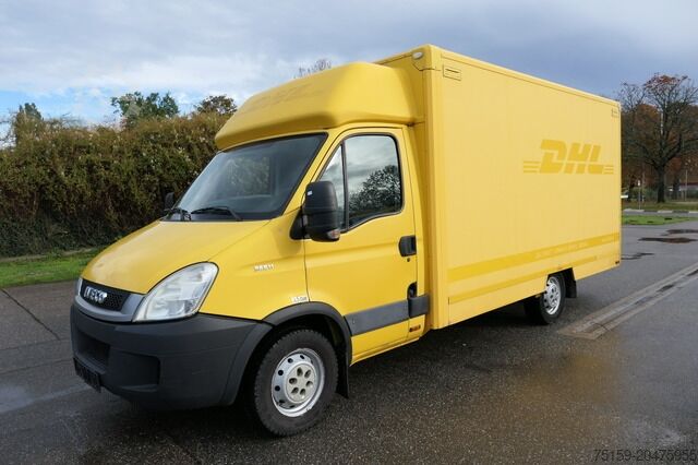 Transporter mit Koffer iveco Daily 35 S11 C30C AUTOMATIK KAMERA MAXI Regale DURCHGANG