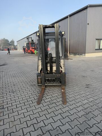 Elektro 3 Rad-Stapler Linde E16-02