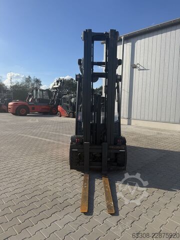Dieselstapler Linde H30D-01/1202